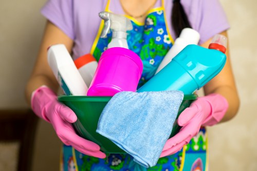 Airbnb cleaning service for a short-let flat in SW5